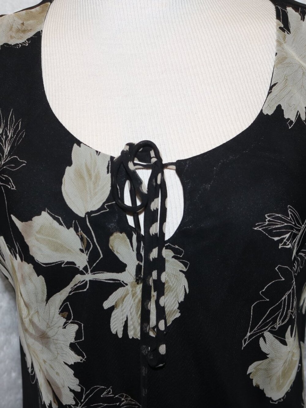 I.V.Y Vintage floral dress size 14 whimsical and bohemian Y2K VTG - Picture 2 of 6